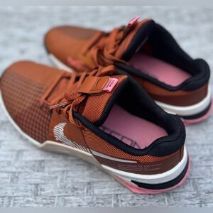 Nike Metcon Athletic Shoes in Rust and Pink